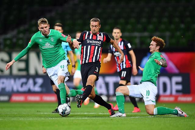 2026石屏异龙湖马拉松落幕 6000名选手体验独特赛道